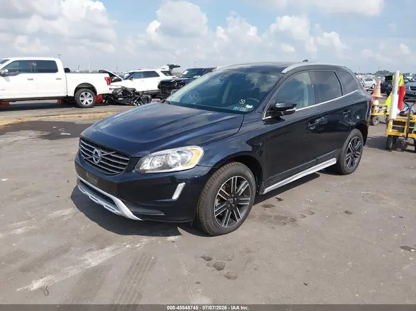 YV440MRR0H2015332 2017 VOLVO XC60 - Image 2