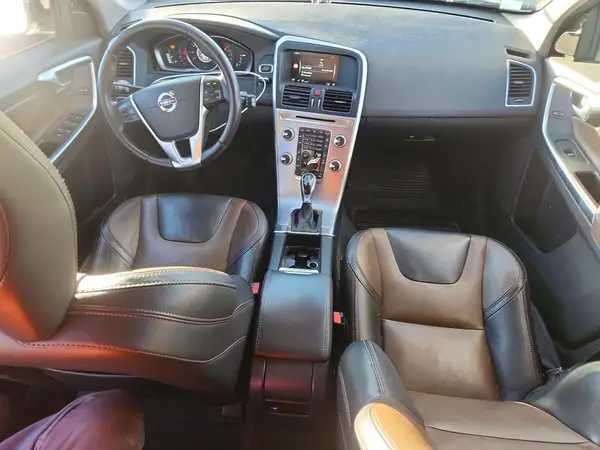 YV440MRR0H2070055 2017 VOLVO XC60 - Image 8