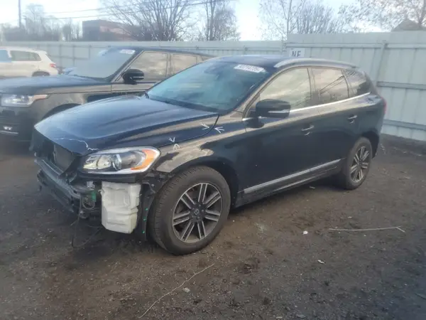 YV440MRR0H2071660 2017 VOLVO XC60 - Image 1