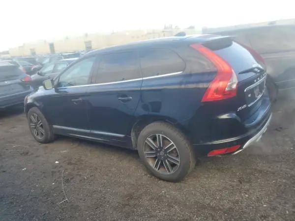 YV440MRR0H2071660 2017 VOLVO XC60 - Image 2