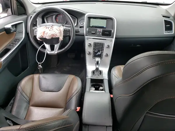 YV440MRR2H2091604 2017 VOLVO XC60 - Image 8