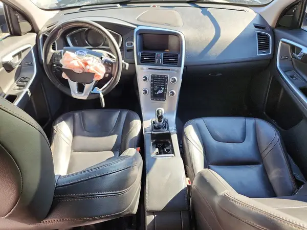 YV440MRR2H2150795 2017 VOLVO XC60 - Image 8