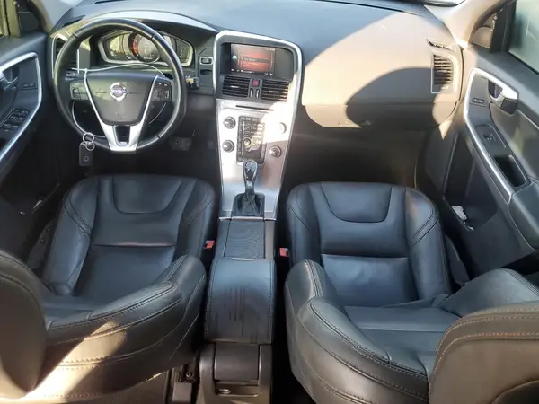 YV440MRR2H2222739 2017 VOLVO XC60 - Image 8