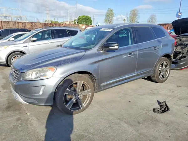 YV440MRR5H2078135 2017 VOLVO XC60 - Image 1