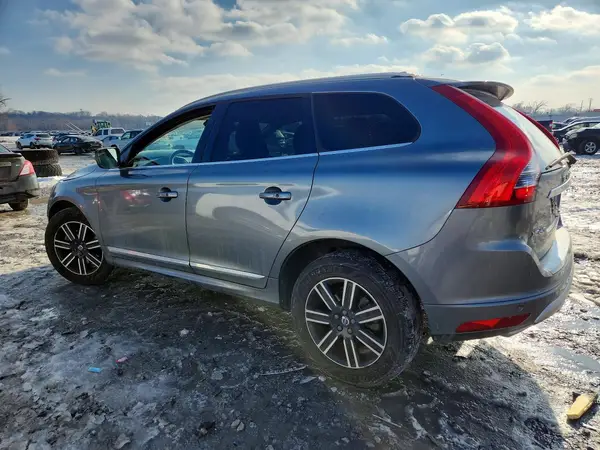 YV440MRR6H2166319 2017 VOLVO XC60 - Image 2