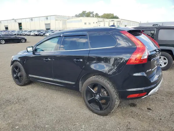 YV440MRR7H2077861 2017 VOLVO XC60 - Image 2