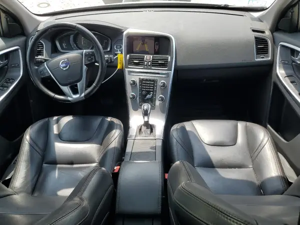 YV440MRR7H2122474 2017 VOLVO XC60 - Image 8