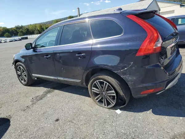 YV440MRR8H2072247 2017 VOLVO XC60 - Image 2