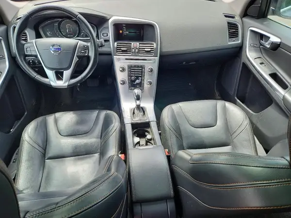 YV440MRR8H2088433 2017 VOLVO XC60 - Image 8