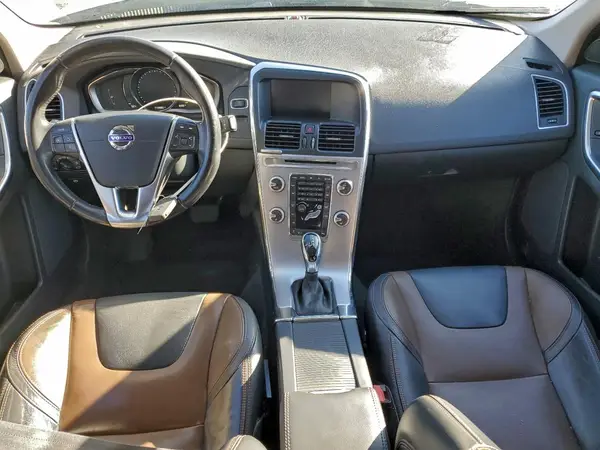 YV440MRR8H2122161 2017 VOLVO XC60 - Image 8