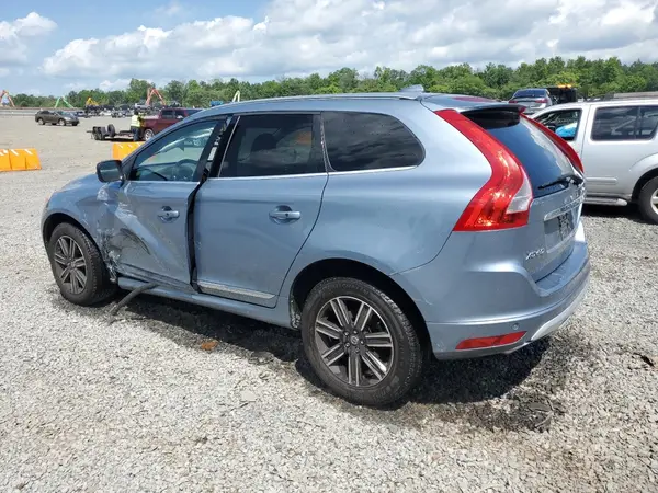 YV440MRR8H2168850 2017 VOLVO XC60 - Image 2