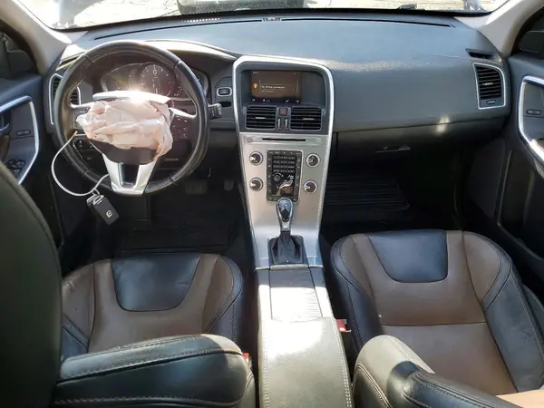 YV440MRR9H2099134 2017 VOLVO XC60 - Image 8