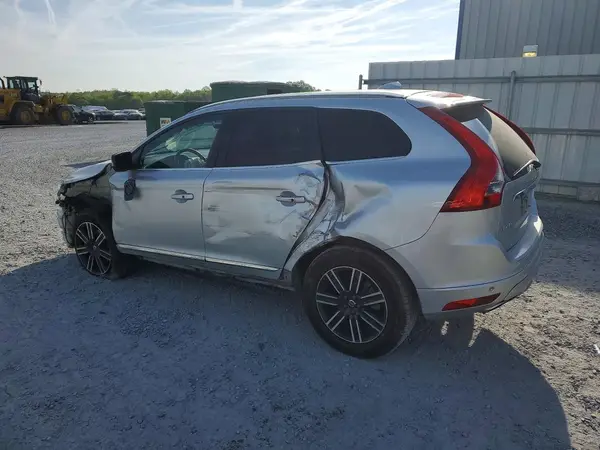 YV440MRRXH2161205 2017 VOLVO XC60 - Image 2