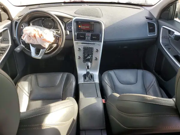 YV440MRRXH2161205 2017 VOLVO XC60 - Image 8