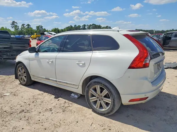YV440MRU0H2000821 2017 VOLVO XC60 - Image 2