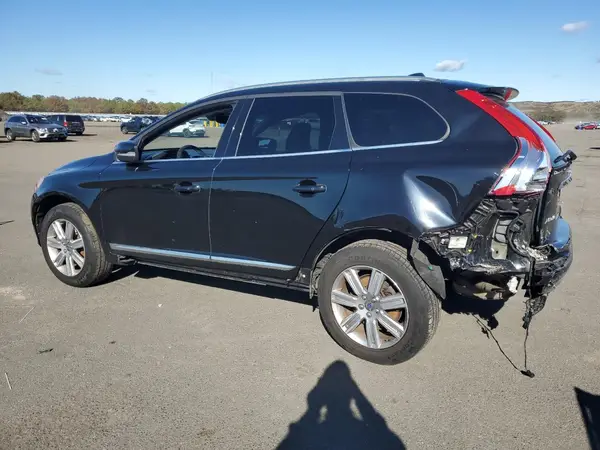 YV440MRU0H2107075 2017 VOLVO XC60 - Image 2