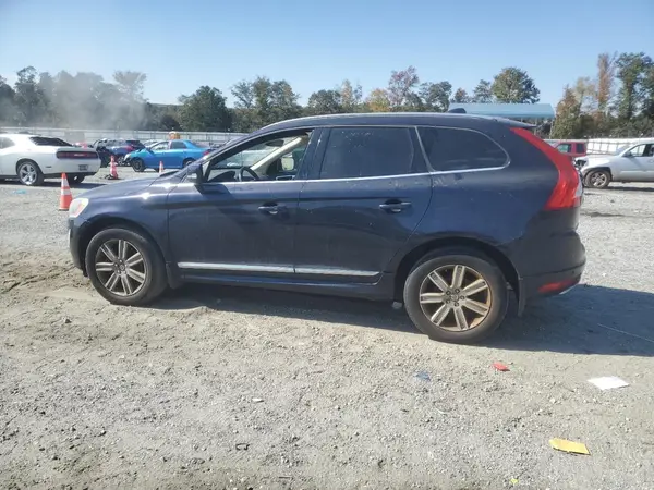 YV440MRU0H2114303 2017 VOLVO XC60 - Image 2
