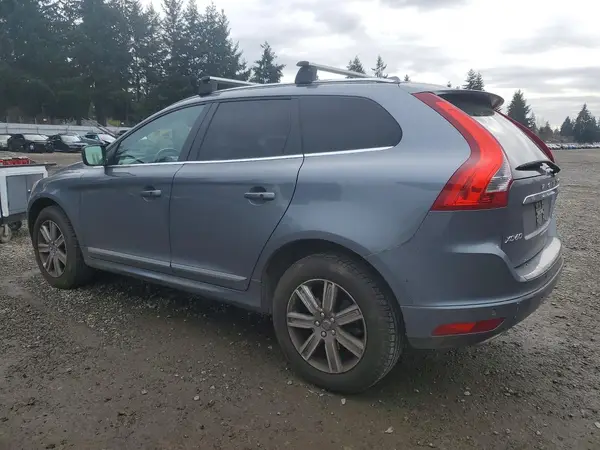 YV440MRU0H2136642 2017 VOLVO XC60 - Image 2