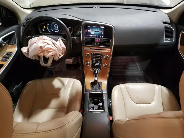YV440MRU0H2192550 2017 VOLVO XC60 - Image 8