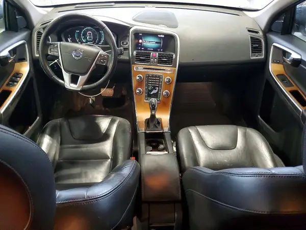 YV440MRU1H2150145 2017 VOLVO XC60 - Image 8