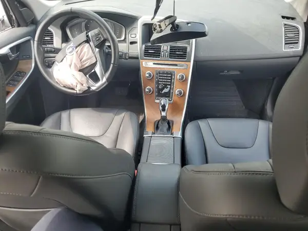 YV440MRU1H2225765 2017 VOLVO XC60 - Image 8