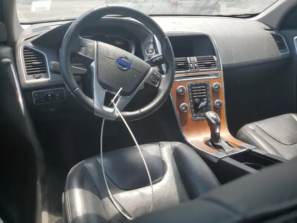 YV440MRU3H2013224 2017 VOLVO XC60 - Image 8