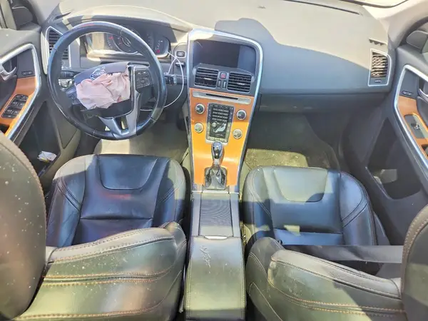 YV440MRU4H2001907 2017 VOLVO XC60 - Image 8
