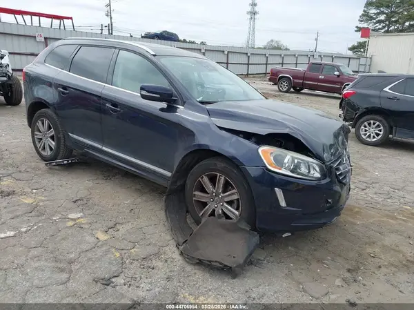 YV440MRU4H2099708 2017 VOLVO XC60 - Image 1