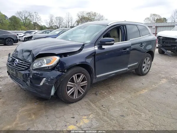 YV440MRU4H2099708 2017 VOLVO XC60 - Image 2