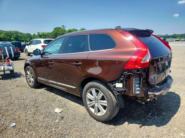 YV440MRU4H2157848 2017 VOLVO XC60 - Image 2