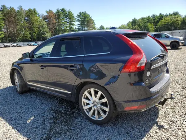 YV440MRU6H2098690 2017 VOLVO XC60 - Image 2