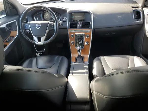 YV440MRU7H2092025 2017 VOLVO XC60 - Image 8