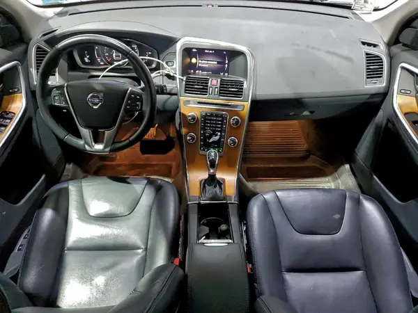 YV440MRU7H2174403 2017 VOLVO XC60 - Image 8