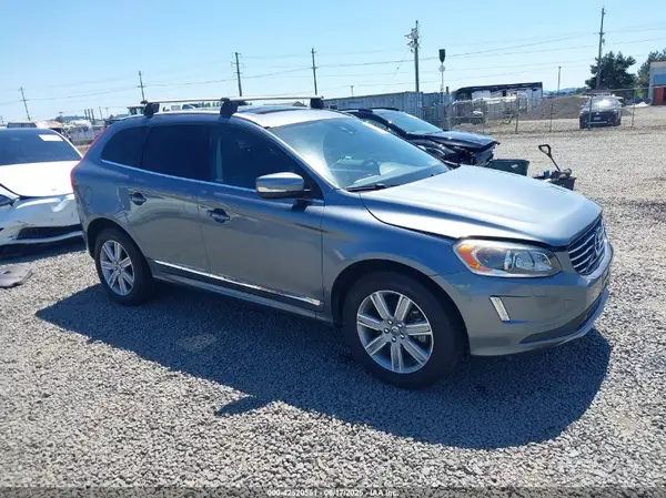 YV440MRU7H2212793 2017 VOLVO XC60 - Image 1
