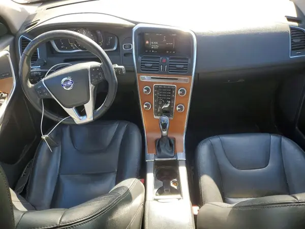 YV440MRU8H2011601 2017 VOLVO XC60 - Image 8