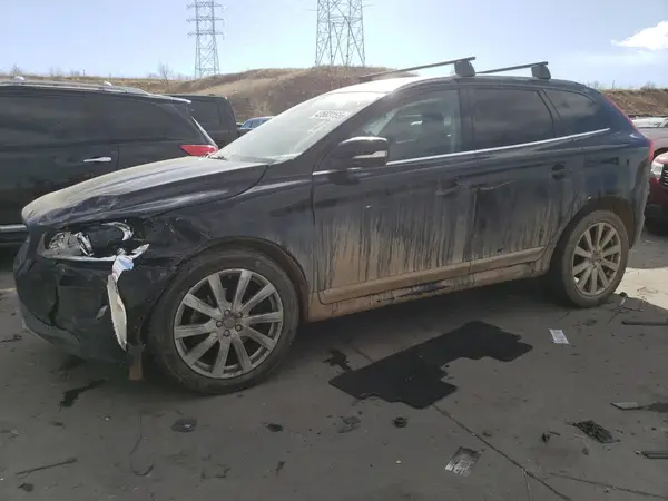 YV440MRU8H2088288 2017 VOLVO XC60 - Image 1
