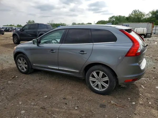 YV440MRU8H2141751 2017 VOLVO XC60 - Image 2