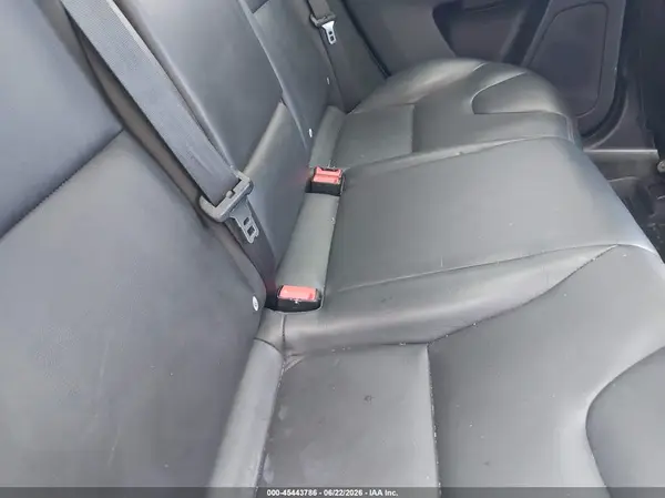 YV440MRU8H2173065 2017 VOLVO XC60 - Image 8