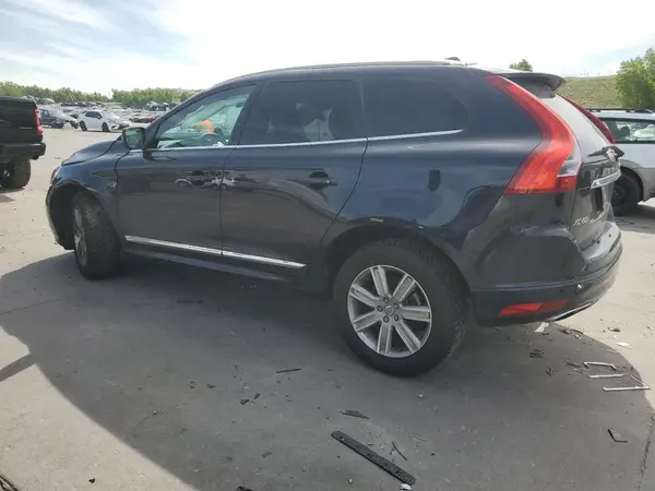 YV440MRU8H2197964 2017 VOLVO XC60 - Image 2