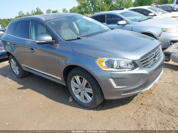 YV440MRU9H2126532 2017 VOLVO XC60 - Image 1