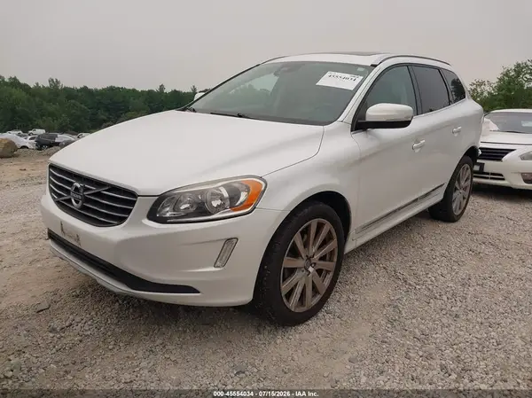YV440MRU9H2136302 2017 VOLVO XC60 - Image 2