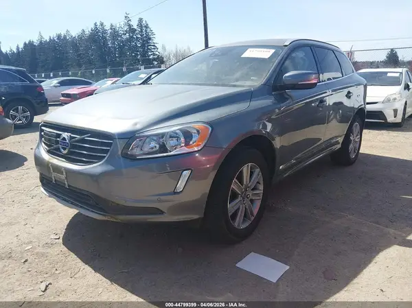 YV440MRU9H2164620 2017 VOLVO XC60 - Image 2