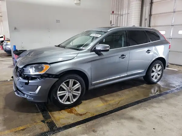 YV440MRUXH2103728 2017 VOLVO XC60 - Image 1