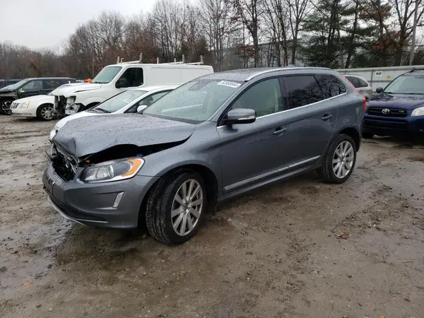 YV440MRUXH2105009 2017 VOLVO XC60 - Image 1