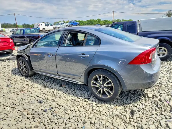 YV440MUM9H2004227 2017 VOLVO S60 - Image 2