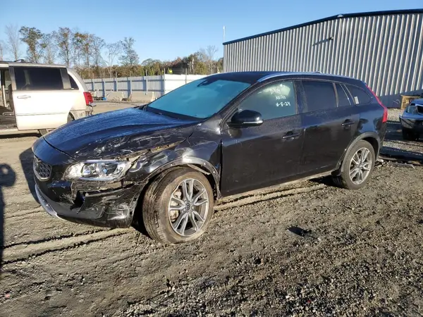 YV440MWK2H1041024 2017 VOLVO V60 - Image 1