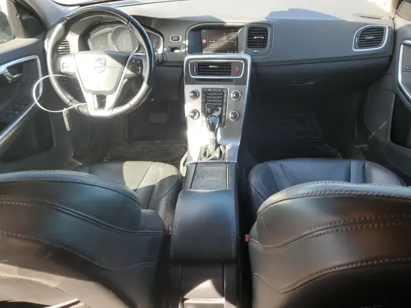 YV440MWK5H1040398 2017 VOLVO V60 - Image 8