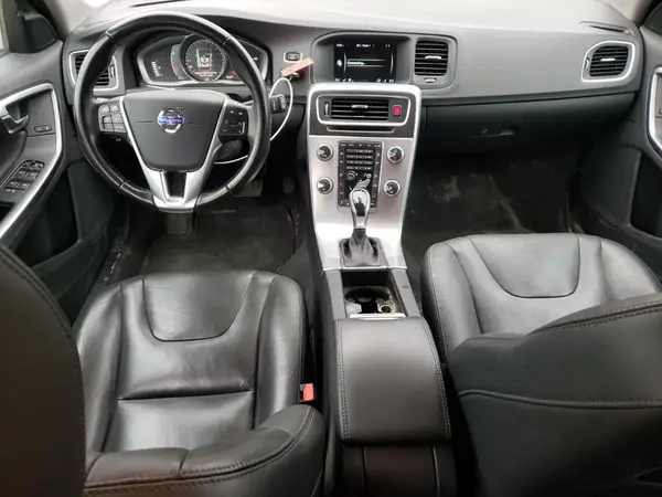 YV440MWK7H1028544 2017 VOLVO V60 - Image 8