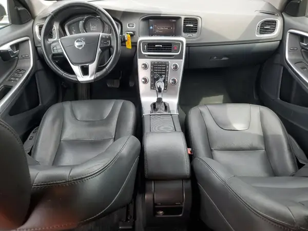YV440MWKXJ2058198 2018 VOLVO V60 - Image 8