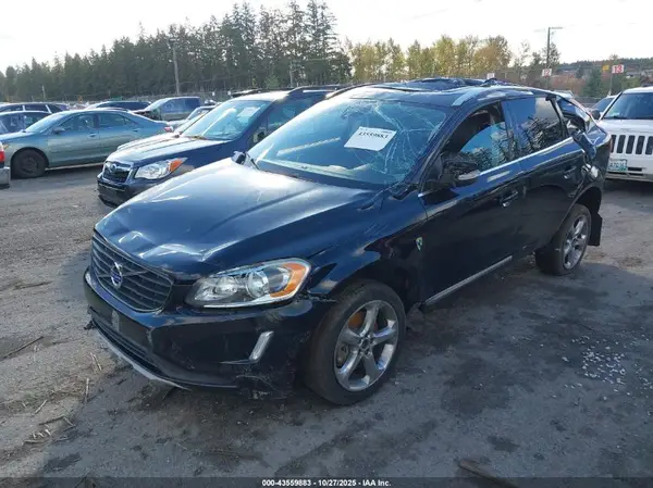 YV449MDK1G2808878 2016 VOLVO XC60 - Image 2
